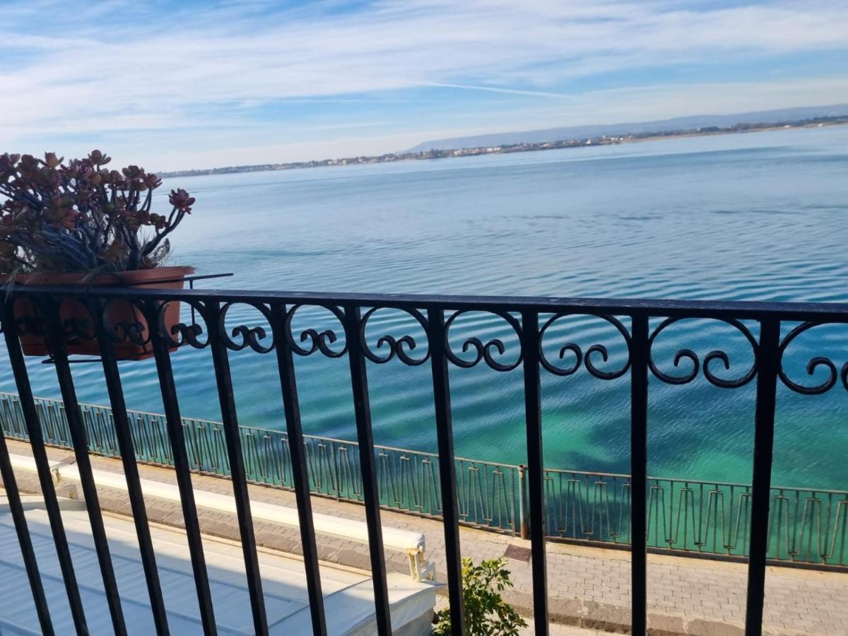 시라쿠사 La Finestra Sul Mare Di Alfeo 아파트 외부 사진